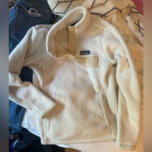 Practically never worn Patagonia fleece